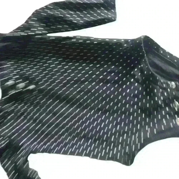 5 piece onesie bundle with FREE OLD NAVY HOODIE - Picture 5 of 14